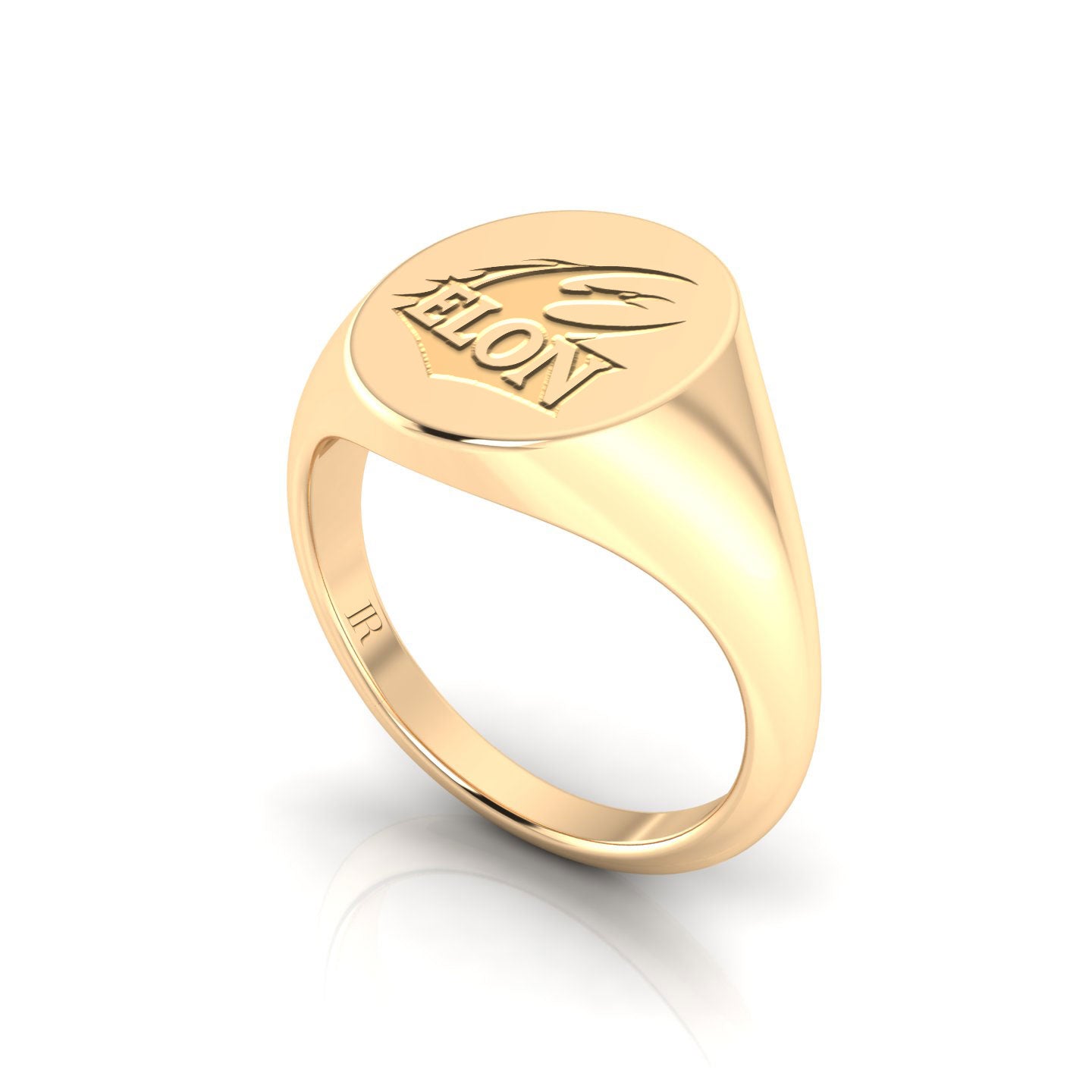 A side view of an Elon University Oval Heritage Class Ring in 14kt yellow gold. The ring is oval-shaped and has a comfortable fit.